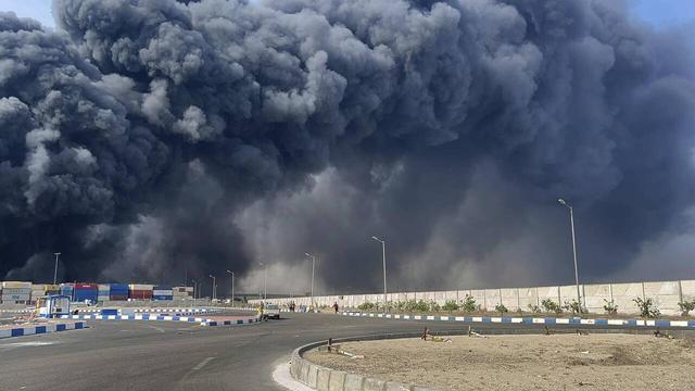 L’incendie dans le port iranien «a gagné en intensité», alors que l’explosion a déjà fait huit morts et plus de 750 blessés