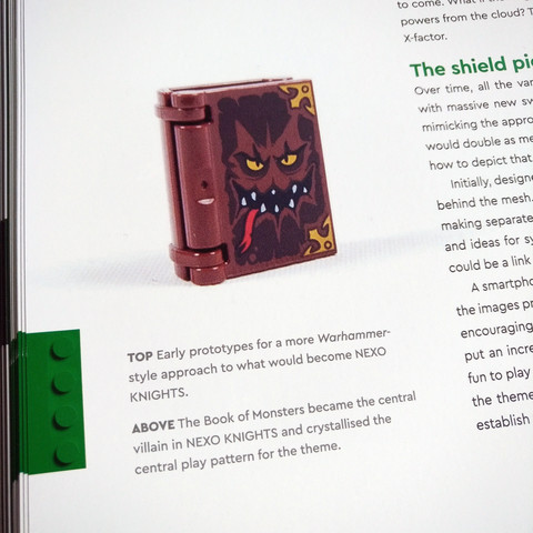 foto der abbildung des "book of monsters" aus der lego-reihe "nexo knights"